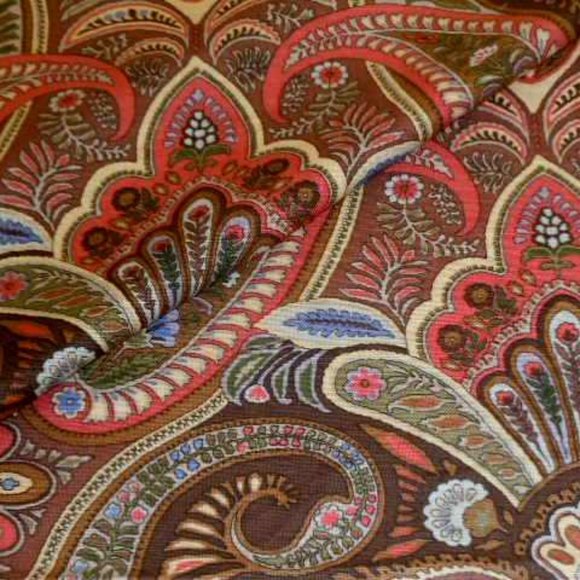 Jay Yang Dorset Paisley in Brown Fabric - Picture 3 of 6